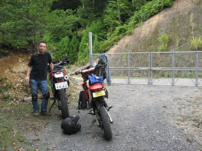 010.基幹林道へつながる道①