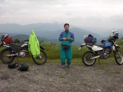 003.氷ノ山の林道にて_2