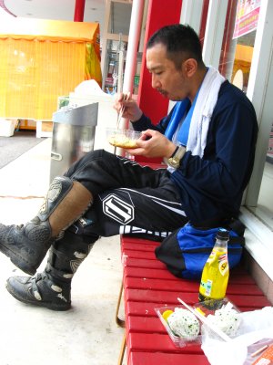 006.ナカケーで昼食