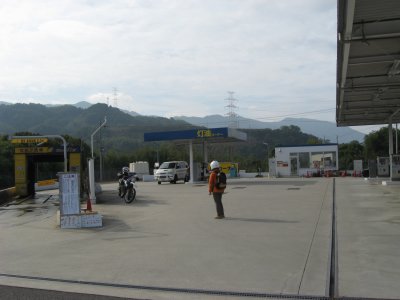 011.ガスチャージ