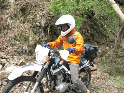 016_分岐の林道にて⑥