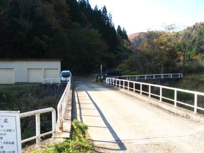 015.池原小谷林道では・・・②