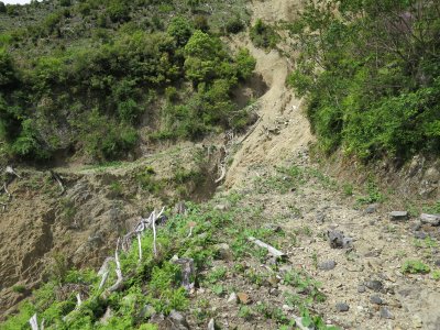 022.ひどいがけ崩れ②