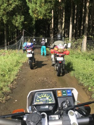 012.仏主林道へ①