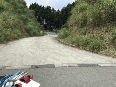 005.奥に標識が？②