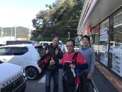 002.琵琶湖北部のコンビニで集合②