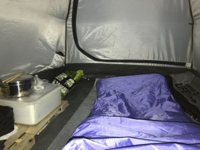 018.たまにはテントの中も